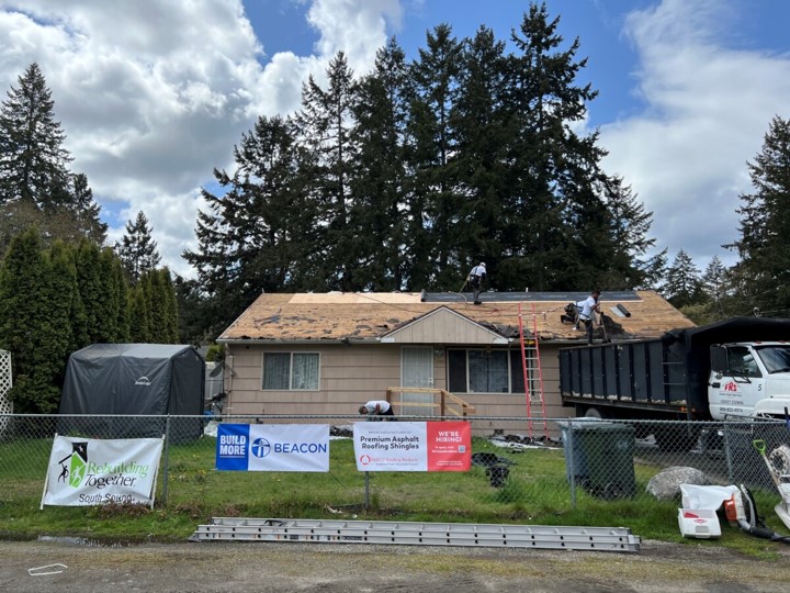 She Builds | Western Roofing Magazine